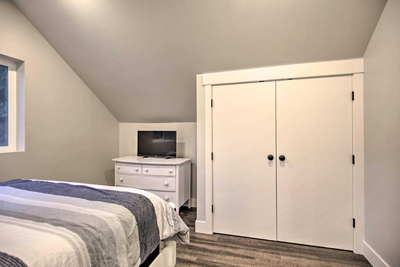 Chic Farmhouse With Creek In Heart Of Wine Country! McMinnville Exteriör bild
